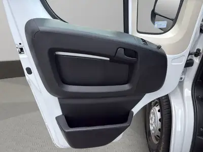 Opel Movano 2.2 d 3,5t — Utilitaire robuste, 54 800 km, garantie constructeur — Miniature 11