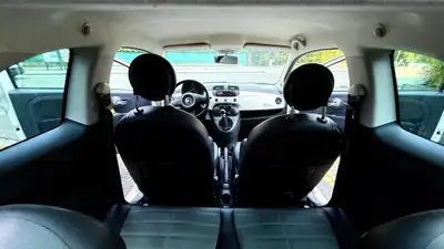Fiat 500 1.4 16V Pop — L'icône urbaine économique, 85 000 km seulement — Miniature 8