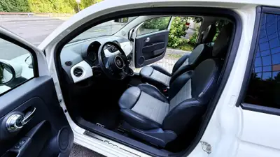 Fiat 500 1.4 16V Pop — L'icône urbaine économique, 85 000 km seulement — Miniature 9