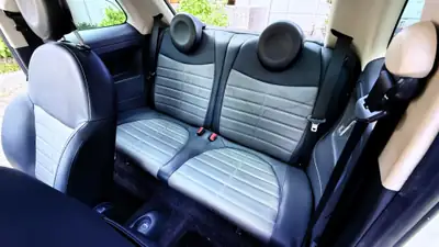 Fiat 500 1.4 16V Pop — L'icône urbaine économique, 85 000 km seulement — Miniature 11