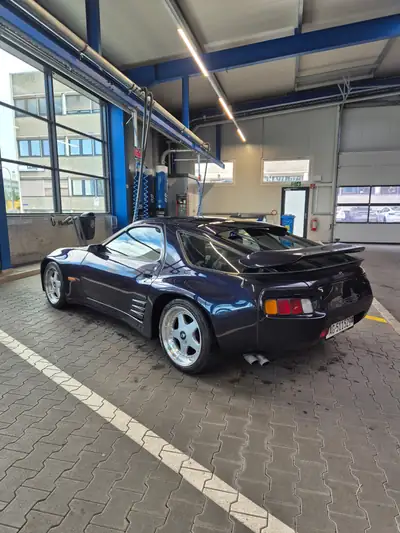 Porsche 928 5.0 Strosek 1988 — Coupé sportif mythique, préparation exclusive — cruscotto