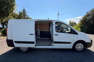 Toyota Proace 1.6D Glass Van — Utilitaire polyvalent, vitrages teinté, parfait pour artisans — Miniature 7