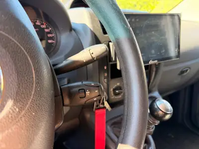 Toyota Proace 1.6D Glass Van — Utilitaire polyvalent, vitrages teinté, parfait pour artisans — Miniature 15