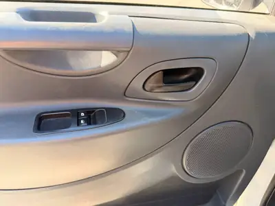 Toyota Proace 1.6D Glass Van — Utilitaire polyvalent, vitrages teinté, parfait pour artisans — Miniature 18