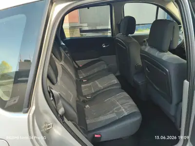 Renault Scénic 2.0 16V Expression — Monospace fiable, MFK jusqu'en 2026 — dettaglio