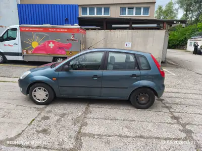 Ford Fiesta 1.6 16V — Citadine fiable des années 2000, fraîchement contrôlée — côté