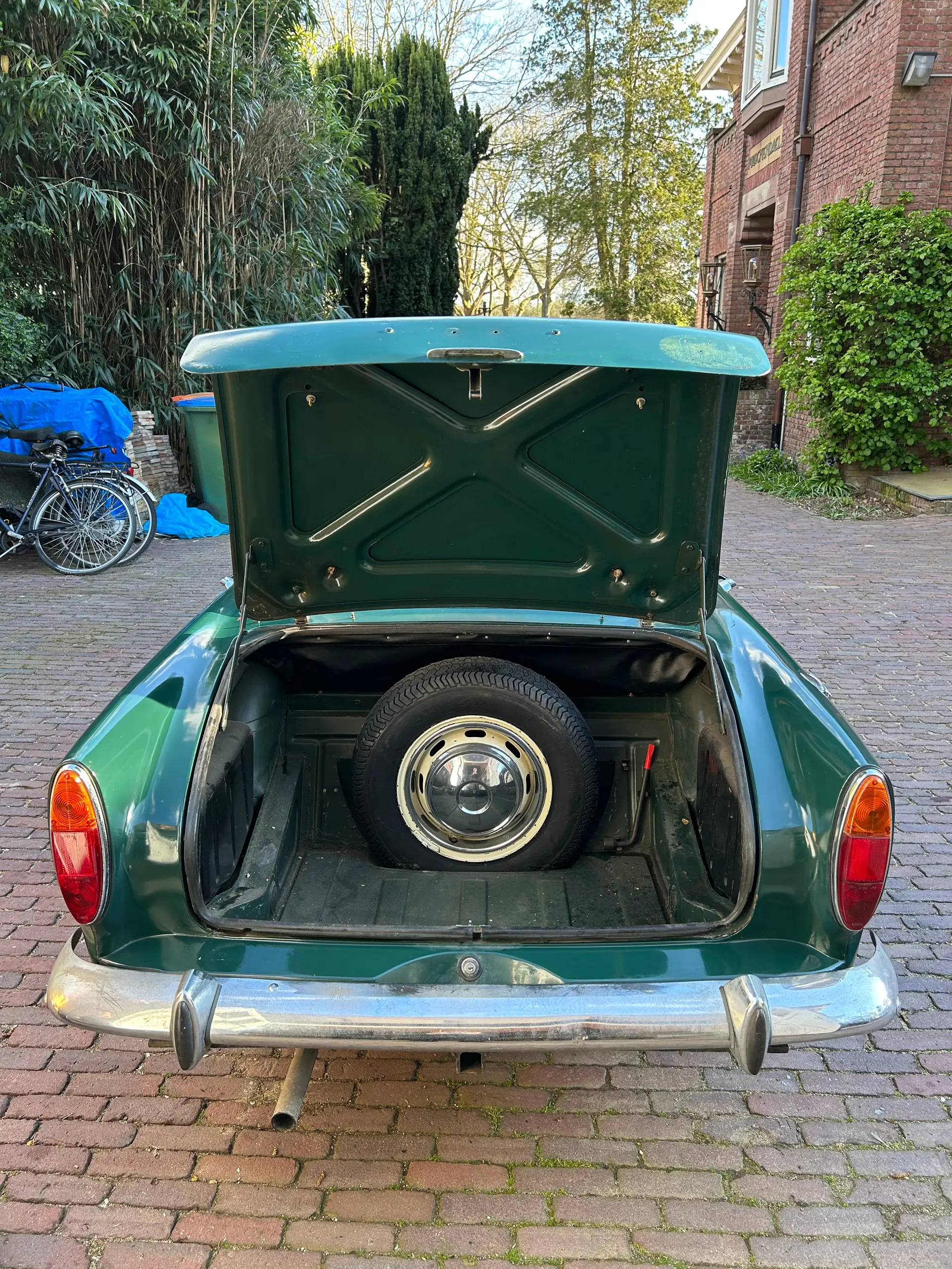 Sunbeam Alpine 1964 occasion Ruvigliana 790”000 — 3