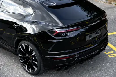 Lamborghini Urus 636 — Le SUV sportif ultime, 35'000 km seulement — Detail