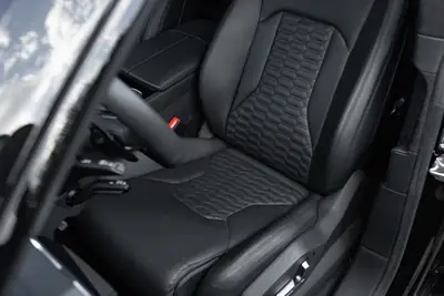 Lamborghini Urus 636 — Le SUV sportif ultime, 35'000 km seulement — Miniatur 9