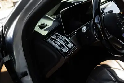 Mercedes-Benz S 680 V12 4MATIC — Berline de prestige 612 ch, seulement 34'836 km — Miniatura 7