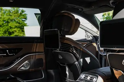 Mercedes-Benz S 680 V12 4MATIC — Berline de prestige 612 ch, seulement 34'836 km — Miniatura 8