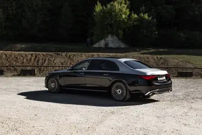 Mercedes-Benz S 680 V12 4MATIC — Berline de prestige 612 ch, seulement 34'836 km — Miniatura 11