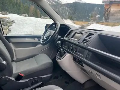 VW T6 2.0 TDI 150 4Motion — Camping-car aménagé avec garage sport intégré — Miniatur 7