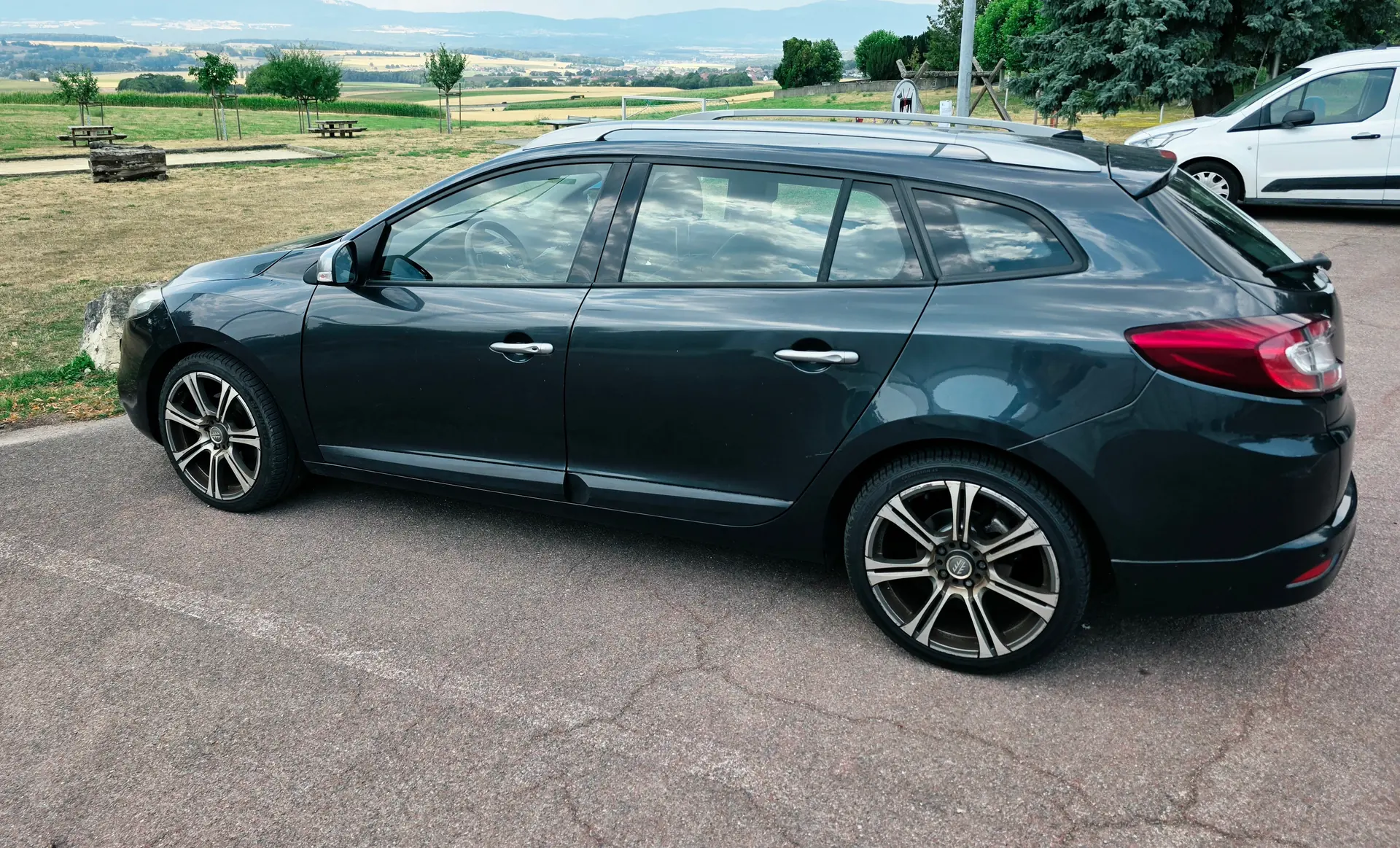 Renault Mégane GT TCe 180 — Break sportif de 2012, motorisation dynamique et intérieur premium