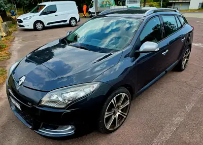 Renault Mégane GT TCe 180 — Break sportif de 2012, motorisation dynamique et intérieur premium — tableau de bord