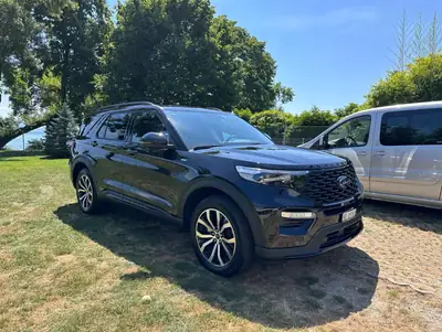 Ford Explorer 3.0 V6 Plug-in Hybrid ST — SUV 7 places, technologie hybride rechargeable — Seitenansicht