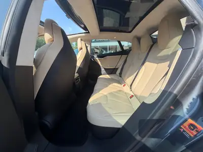Tesla Model S 100D Performance — Berline électrique haute performance, 69 900 km, batterie 88% — Miniatura 10
