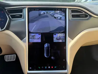 Tesla Model S 100D Performance — Berline électrique haute performance, 69 900 km, batterie 88% — Miniatura 18