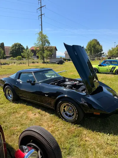 Chevrolet Corvette C3 Targa L-82 1978 — Icône américaine, 25e anniversaire, 49000 km — Heckansicht