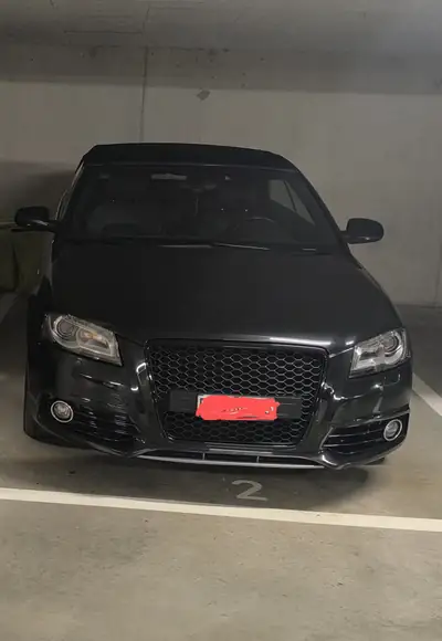 Audi Cabriolet 2010 — Décapotable élégante, sans sinistre — arrière