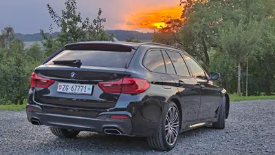 BMW 540i xDrive Touring — Berline familiale premium, 340 ch et transmission intégrale — arrière