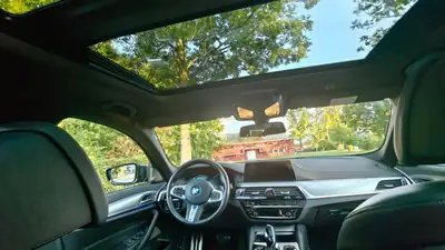 BMW 540i xDrive Touring — Berline familiale premium, 340 ch et transmission intégrale — détail