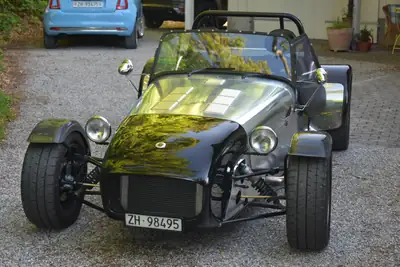 Caterham Super Seven SV — Roadster légendaire, 162 ch purs, 26 500 km seulement — fianco