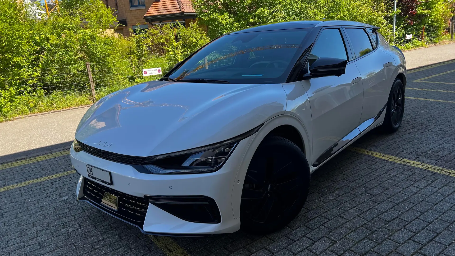 Kia EV6 77 kWh GT-Line 4x4 — SUV électrique haute performance, 28 000 km seulement — vista esterna