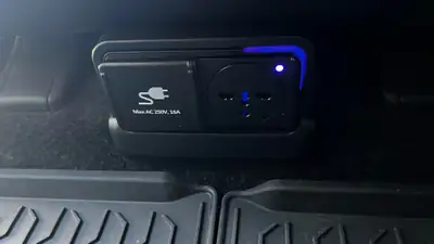 Kia EV6 77 kWh GT-Line 4x4 — SUV électrique haute performance, 28 000 km seulement — Miniatura 8
