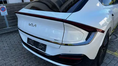 Kia EV6 77 kWh GT-Line 4x4 — SUV électrique haute performance, 28 000 km seulement — Miniatura 19