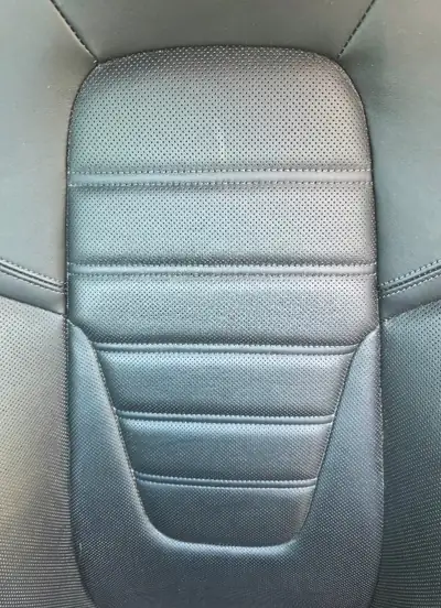 Porsche 911 Carrera GTS PDK — Coupé sportif vert métallisé, 480 ch, état exceptionnel — détail