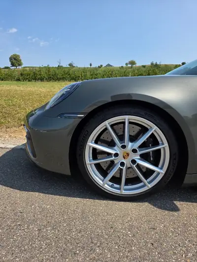 Porsche 911 Carrera GTS PDK — Coupé sportif vert métallisé, 480 ch, état exceptionnel — Miniature 10