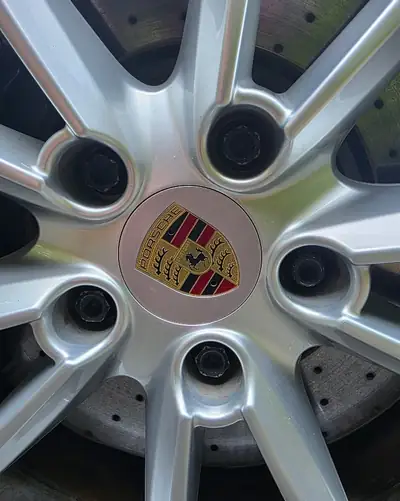 Porsche 911 Carrera GTS PDK — Coupé sportif vert métallisé, 480 ch, état exceptionnel — Miniature 16