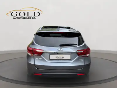 Hyundai i40 Wagon 1.7 CRDI — Break spacieux diesel, entretien suivi, sans sinistre — Miniature 14