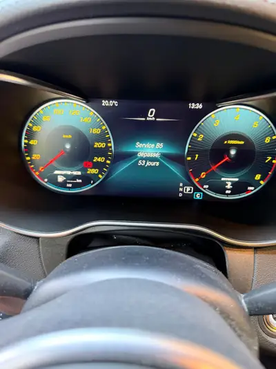 Porsche Cayenne Coupé GTS — SUV coupé sportif, 500 ch, faible kilométrage — Miniature 29