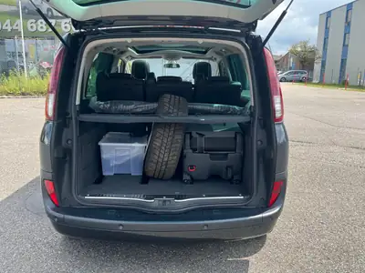 Renault Espace 2.0 Turbo — Monospace familial spacieux, 6 places confortables — interni