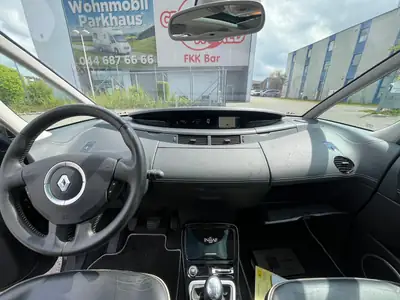 Renault Espace 2.0 Turbo — Monospace familial spacieux, 6 places confortables — Miniatura 7