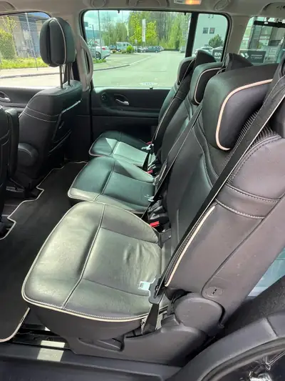 Renault Espace 2.0 Turbo — Monospace familial spacieux, 6 places confortables — Miniatura 10