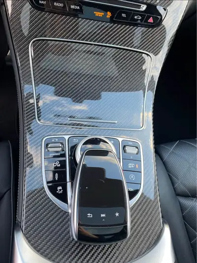 Mercedes-Benz GLC 43 AMG 4MATIC — SUV sportif 367 ch, 109'000 km, sans accident — side view