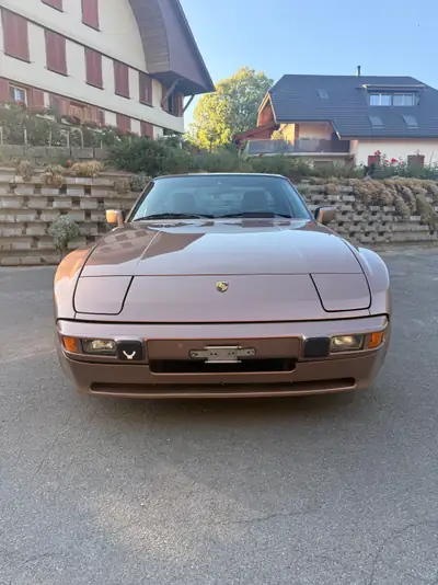 Porsche 944 2.5 S — Chef-d'œuvre des années 1980, 190 ch authentiques — vue extérieure