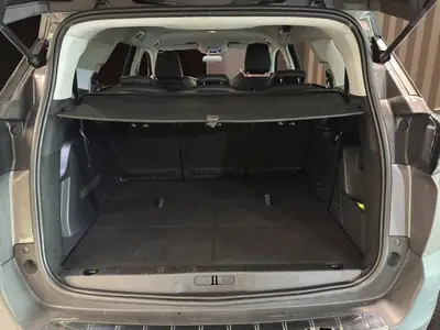 Peugeot 5008 1.2 PureTech Allure — SUV 7 places, boîte auto, consommation maîtrisée — Miniatur 10