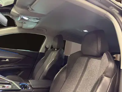 Peugeot 5008 1.2 PureTech Allure — SUV 7 places, boîte auto, consommation maîtrisée — Miniatur 15