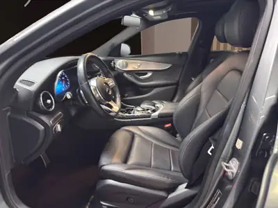 Mercedes-Benz C 180 AMG Line — Break élégant, motorisation efficace et 63 000 km seulement — détail