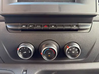 Nissan Inster L3 — Utilitaire compact diesel, haut de gamme équipé 2024 — Miniature 15