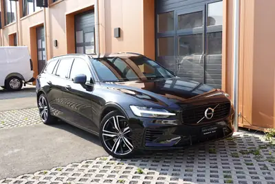 Volvo V60 T6 eAWD Twin Engine — Hybride rechargeable performant, 57 000 km seulement — détail