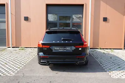 Volvo V60 T6 eAWD Twin Engine — Hybride rechargeable performant, 57 000 km seulement — Miniature 9