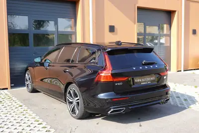 Volvo V60 T6 eAWD Twin Engine — Hybride rechargeable performant, 57 000 km seulement — Miniature 10