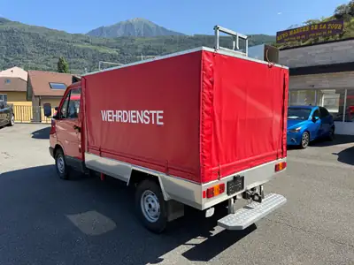 Renault Trafic V 49A 2.2 4x4 — Utilitaire robuste 4 roues motrices, très faible kilométrage — Miniatura 7