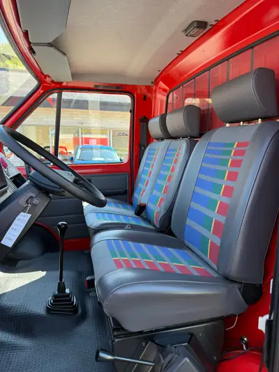 Renault Trafic V 49A 2.2 4x4 — Utilitaire robuste 4 roues motrices, très faible kilométrage — Miniatura 11