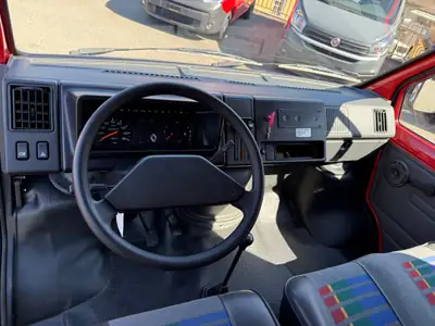 Renault Trafic V 49A 2.2 4x4 — Utilitaire robuste 4 roues motrices, très faible kilométrage — Miniatura 12